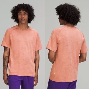 Lululemon Metal Vent Tech Tee 2.0 in Disrupted Grid Mulled Wine/Pink Savannah S
